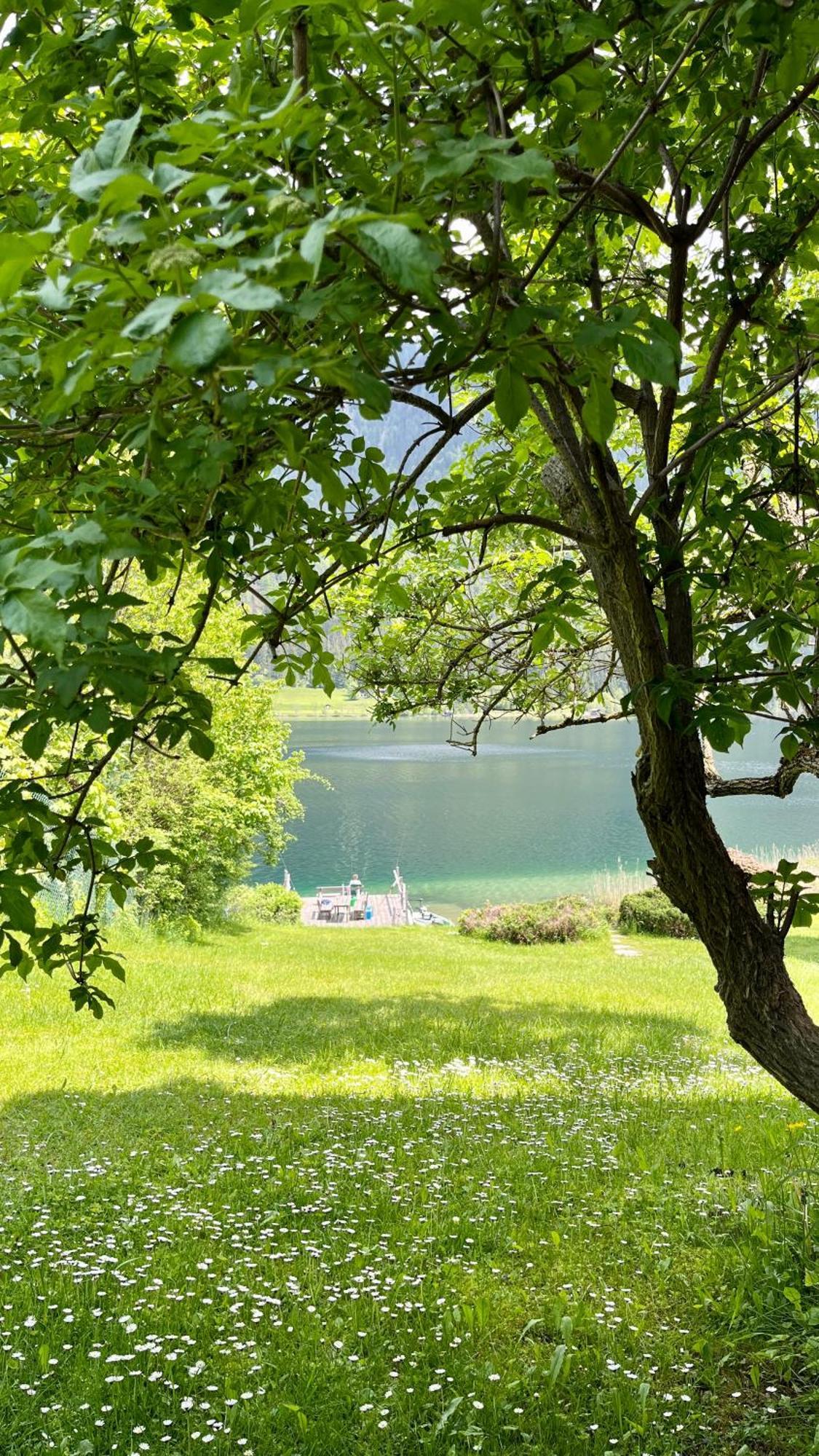 Chalets Zoehrer - Wohnen Am Wasser Weissensee Exterior foto