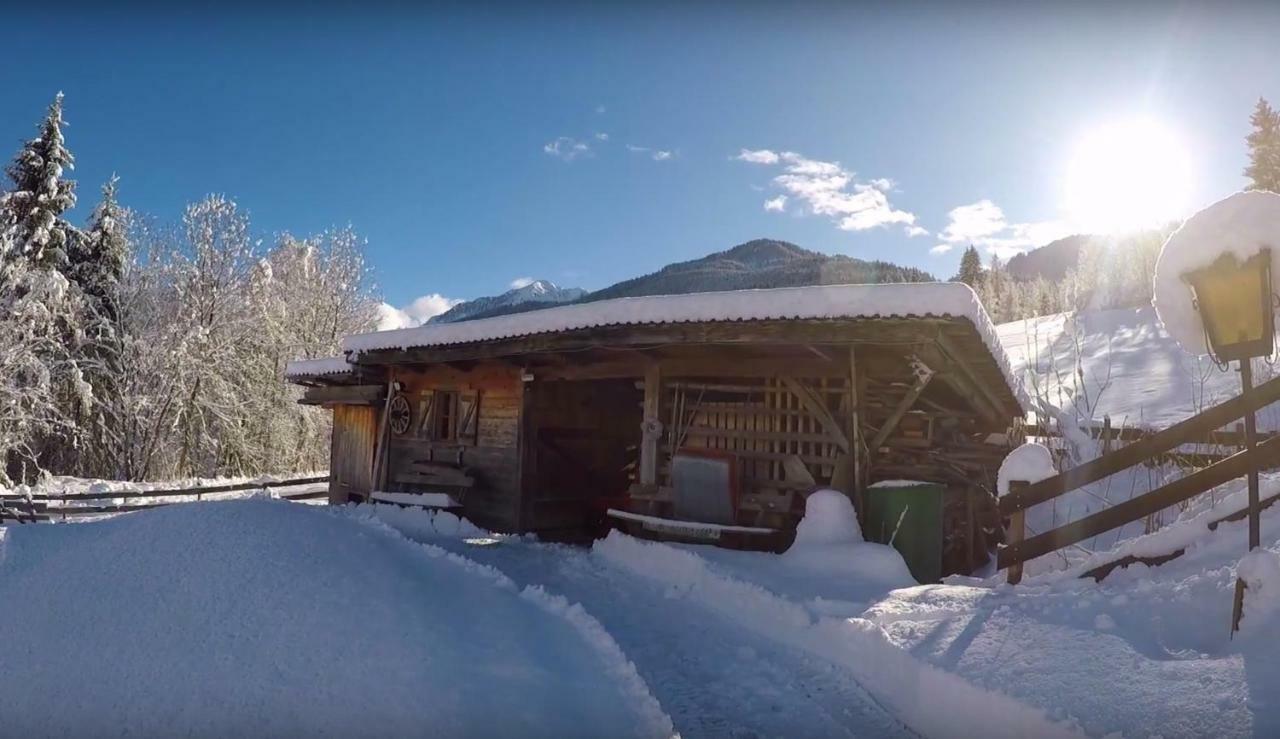 Chalets Zoehrer - Wohnen Am Wasser Weissensee Exterior foto