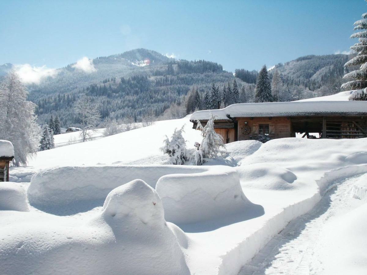Chalets Zoehrer - Wohnen Am Wasser Weissensee Exterior foto